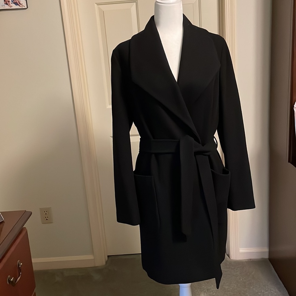 Black Express Winter Coat, Patch Pockets, One Sna… - image 1